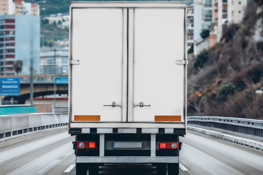 26-Foot Box Trucks for deliveries